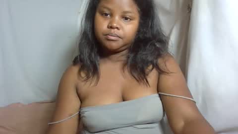 michou61 online show from February 7, 7:12 am