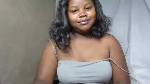 michou61 online show from April 4, 2:10 am