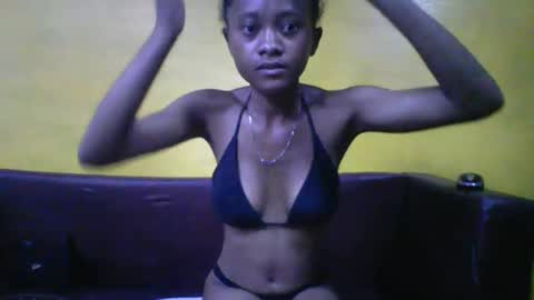 Snapshot of michoulwq chatting on February 20, 10:49 am MichouLwq online show from February 20, 10:49 am