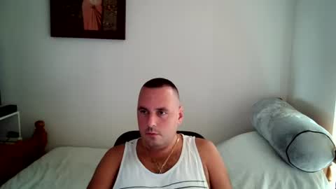 Snapshot of micic3 chatting on July 5, 11:23 pm micic3 online show from July 5, 11:23 pm