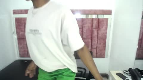 Snapshot of mick_storm chatting on March 16, 7:07 pm Mick storm online show from March 16, 7:07 pm