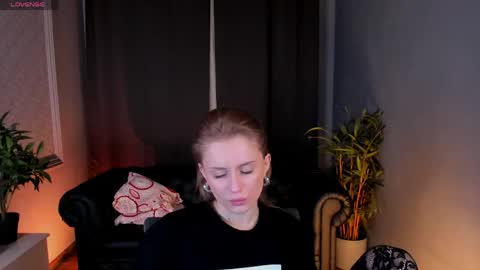 Micky online show from May 5, 6:49 pm