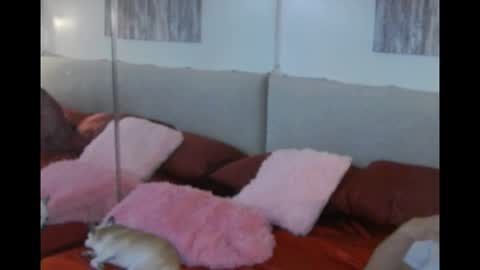 Snapshot of mickeyshyne69 chatting on February 27, 3:58 am Mickey online show from February 27, 3:58 am