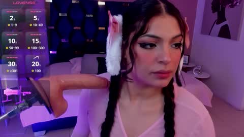 Micki online show from November 17, 12:22 pm