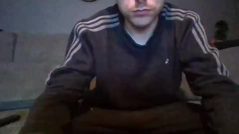 Snapshot of mickkie_diamond chatting on April 5, 8:50 pm mickkie_diamond online show from April 5, 8:50 pm