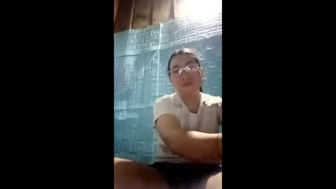 Snapshot of mickye00 chatting on April 27, 1:09 pm Miky online show from April 27, 1:09 pm