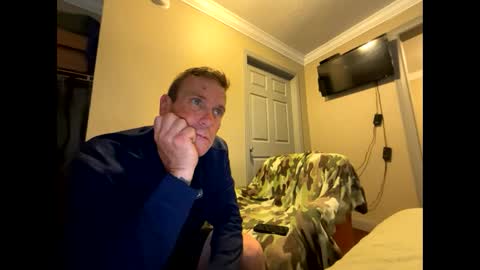 Snapshot of mickymu chatting on February 22, 9:48 pm mickymu online show from February 22, 9:48 pm