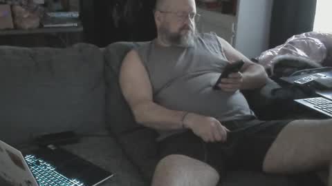 Snapshot of mictain56 chatting on January 22, 8:17 pm Mictain56 online show from January 22, 8:17 pm