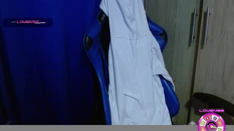 vanesa sexy online show from March 4, 1:44 am