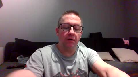 Snapshot of middleton2021 chatting on February 15, 6:23 am middleton2021 online show from February 15, 6:23 am
