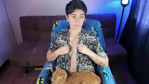 Blue online show from October 28, 3:25 pm