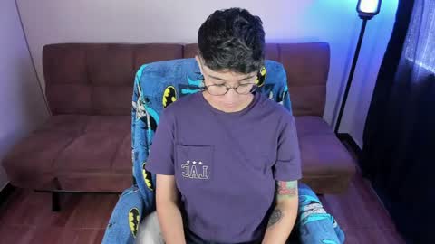 Blue online show from May 21, 3:30 pm