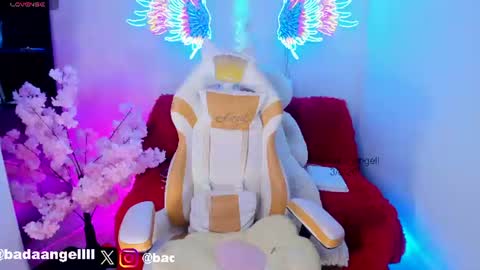       online show from August 4, 12:47 am
