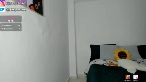 Snapshot of midnight_vk chatting on March 3, 10:04 pm VanyaKlaus online show from March 3, 10:04 pm