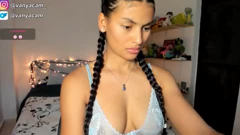 Snapshot of midnight_vk chatting on March 8, 1:14 am VanyaKlaus online show from March 8, 1:14 am