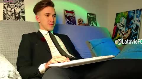 Snapshot of midnighter__ chatting on May 13, 11:11 pm Alexey or just Alex online show from May 13, 11:11 pm