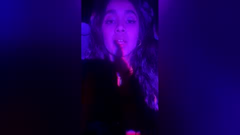 Kat  online show from February 14, 11:40 am