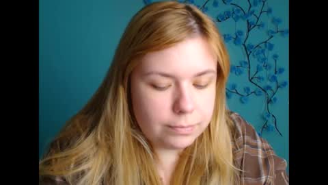 Mariana online show from May 11, 11:16 am