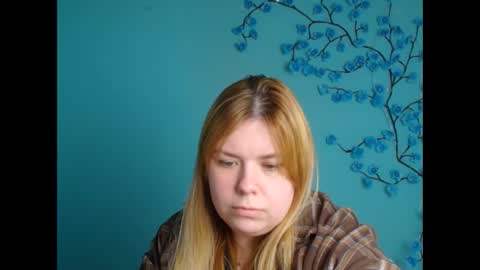 Mariana online show from May 11, 4:04 pm