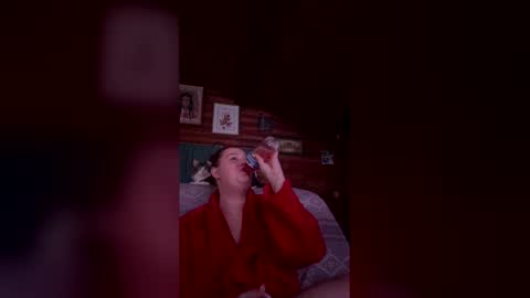 Snapshot of midnightsun0927 chatting on March 26, 5:02 am MidnightSun online show from March 26, 5:02 am