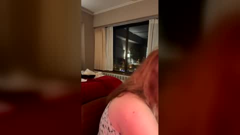 Snapshot of midnightsun0927 chatting on March 29, 5:51 am MidnightSun online show from March 29, 5:51 am