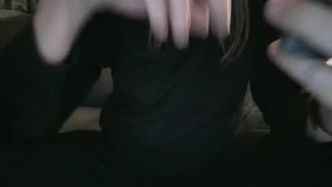 Snapshot of midnite_7 chatting on December 22, 4:42 am midnite_7 online show from December 22, 4:42 am