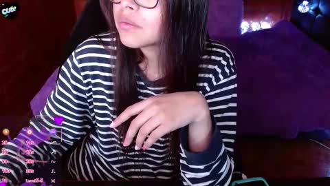 Snapshot of midoriquinn chatting on February 27, 5:57 pm Midori 7u7 online show from February 27, 5:57 pm