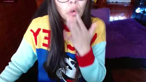 Snapshot of midoriquinn chatting on March 3, 2:56 pm Midori 7u7 online show from March 3, 2:56 pm