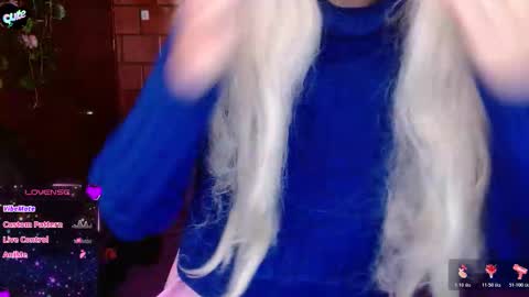 Snapshot of midoriquinn chatting on March 10, 6:24 pm Midori 7u7 online show from March 10, 6:24 pm