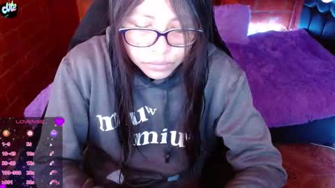 Snapshot of midoriquinn chatting on March 13, 2:56 pm Midori 7u7 online show from March 13, 2:56 pm