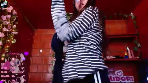 Snapshot of midoriquinn chatting on March 26, 2:55 pm Midori 7u7 online show from March 26, 2:55 pm