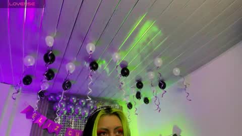 Snapshot of midory_ chatting on October 26, 3:56 am midory_ online show from October 26, 3:56 am