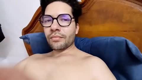 Sam online show from May 9, 3:06 pm