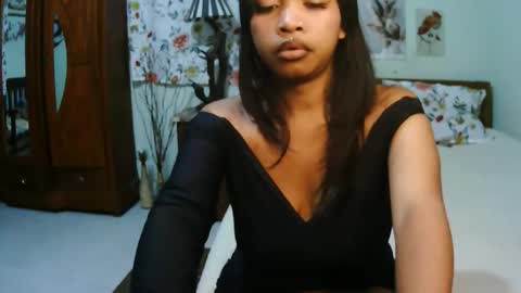 miel_07 online show from May 20, 5:35 am