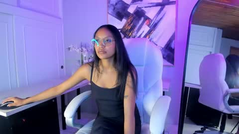 miel_ambar online show from May 6, 2:00 pm
