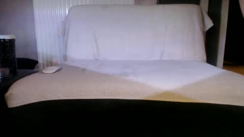 mies35 online show from February 27, 7:25 pm