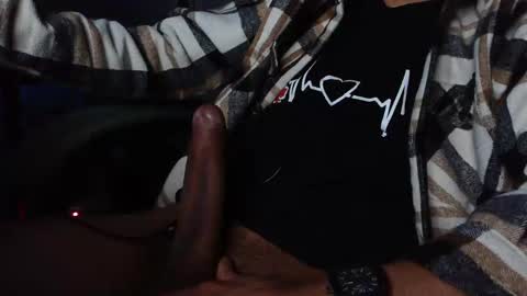 Snapshot of mifriend1998 chatting on January 6, 9:24 am mifriend1998 online show from January 6, 9:24 am