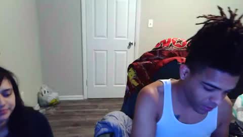 Snapshot of mifriend1998 chatting on March 20, 9:03 am mifriend1998 online show from March 20, 9:03 am