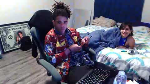 Snapshot of mifriend1998 chatting on March 21, 9:47 am mifriend1998 online show from March 21, 9:47 am