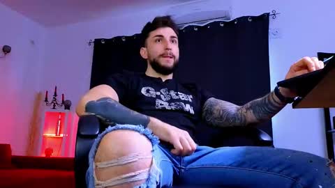 MightyAaron online show from February 16, 12:01 pm