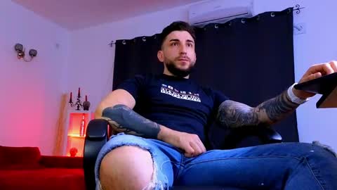 MightyAaron online show from May 9, 3:45 am