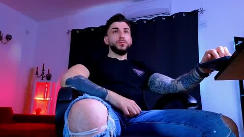 MightyAaron online show from May 11, 3:23 am