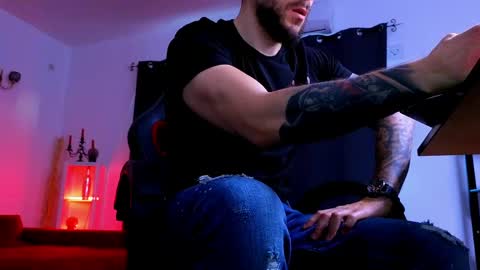 MightyAaron online show from May 19, 3:13 am