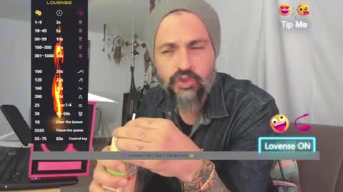 Snapshot of miguel_angeel_ chatting on June 19, 7:17 pm Miguel Angel online show from June 19, 7:17 pm