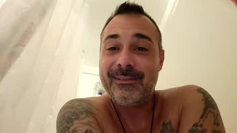Snapshot of miguelguacamex chatting on October 5, 5:55 pm miguelguacamex online show from October 5, 5:55 pm