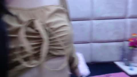 Snapshot of miha_smith chatting on January 16, 2:51 am Miha online show from January 16, 2:51 am