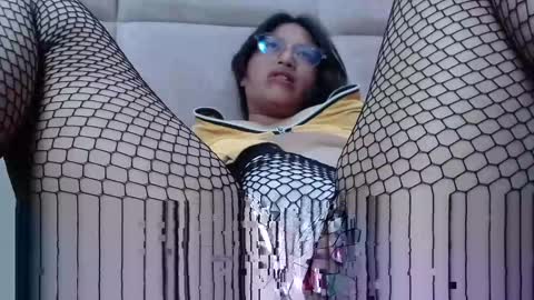 Snapshot of miha_smith chatting on February 21, 6:51 am Miha online show from February 21, 6:51 am