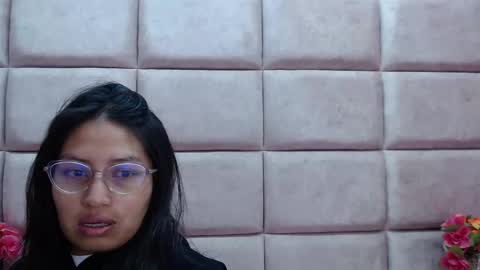 Snapshot of miha_smith chatting on March 9, 3:01 am Miha online show from March 9, 3:01 am