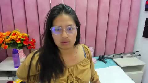 Snapshot of miha_smith chatting on September 28, 2:50 am Miha online show from September 28, 2:50 am