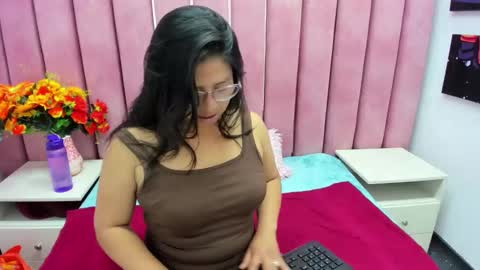 Snapshot of miha_smith chatting on September 30, 2:49 am Miha online show from September 30, 2:49 am